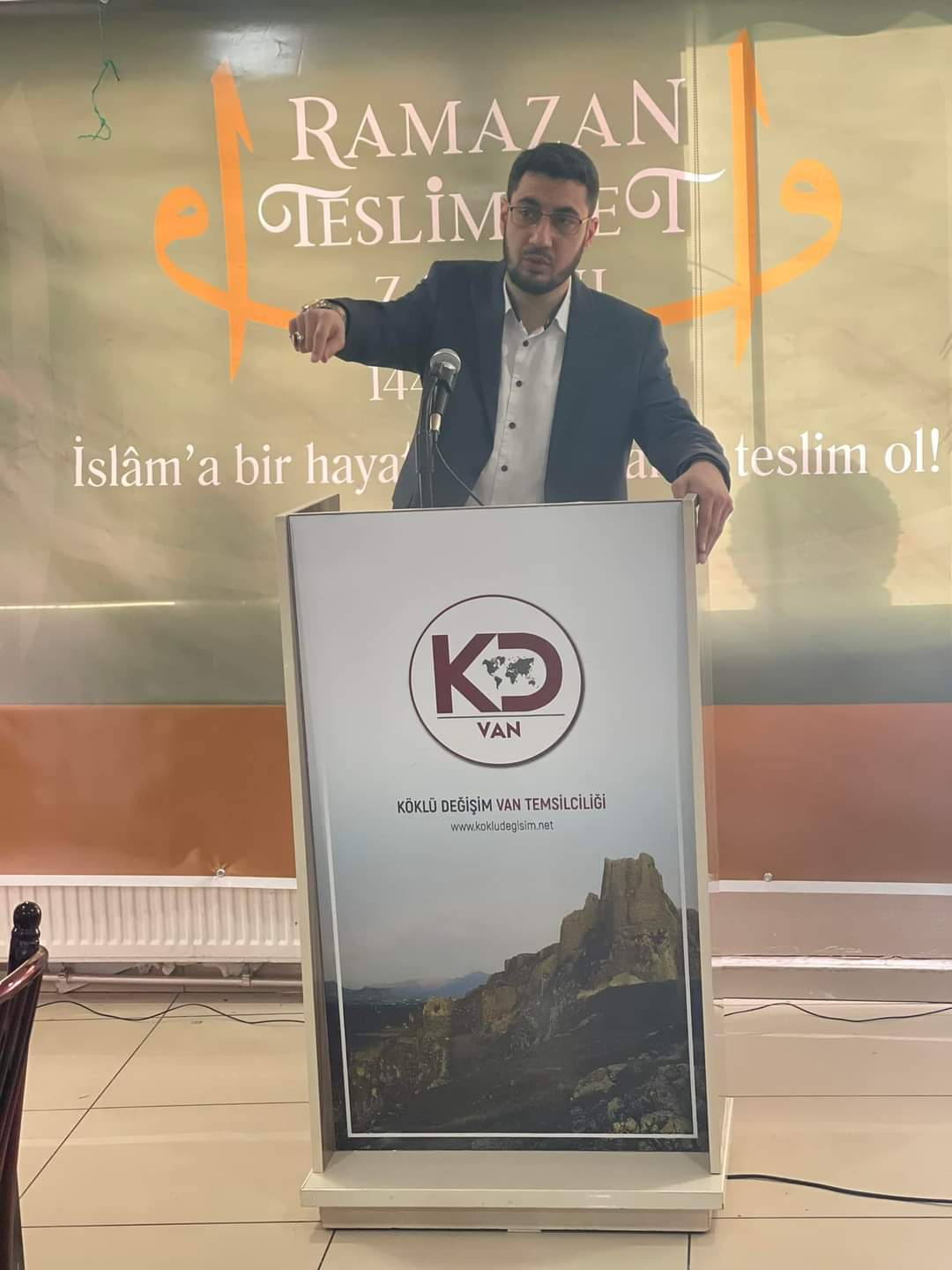 Click to enlarge image Van_TR_Iftarlar_26.04.2022_Pics_1.jpg